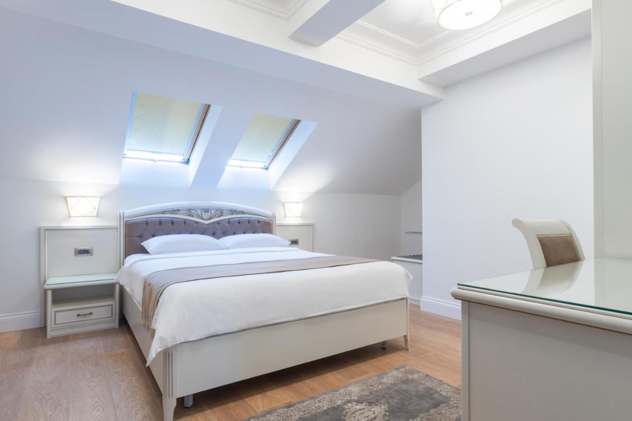 Hotel Gabriela Vişeu de Sus Zewnętrze zdjęcie