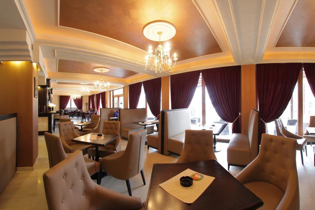Hotel Gabriela Vişeu de Sus Zewnętrze zdjęcie