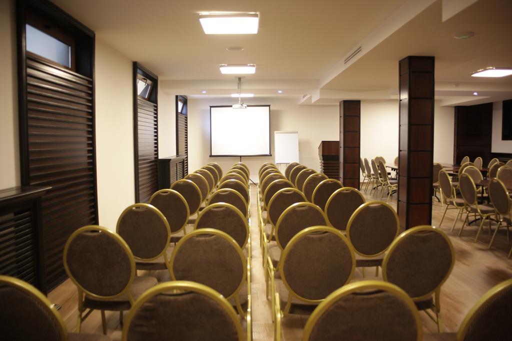 Hotel Gabriela Vişeu de Sus Zewnętrze zdjęcie